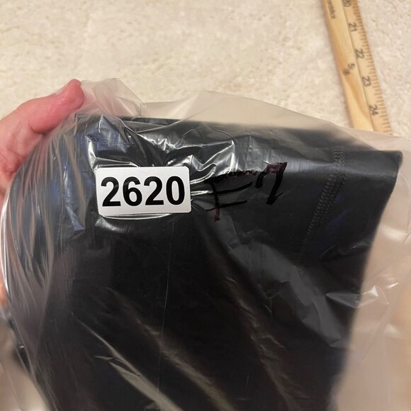 Under Armour Womens Black Compression Leggings With High Waist & Side Pockets Si - Picture 13 of 13